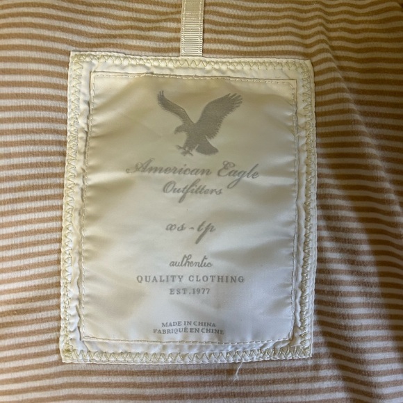 American Eagle Outfitters Women’s Puffer Vest - Cream - Sz. XS - Picture 6 of 6